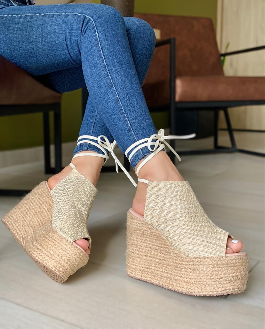 Plataforma Pamela 10cm